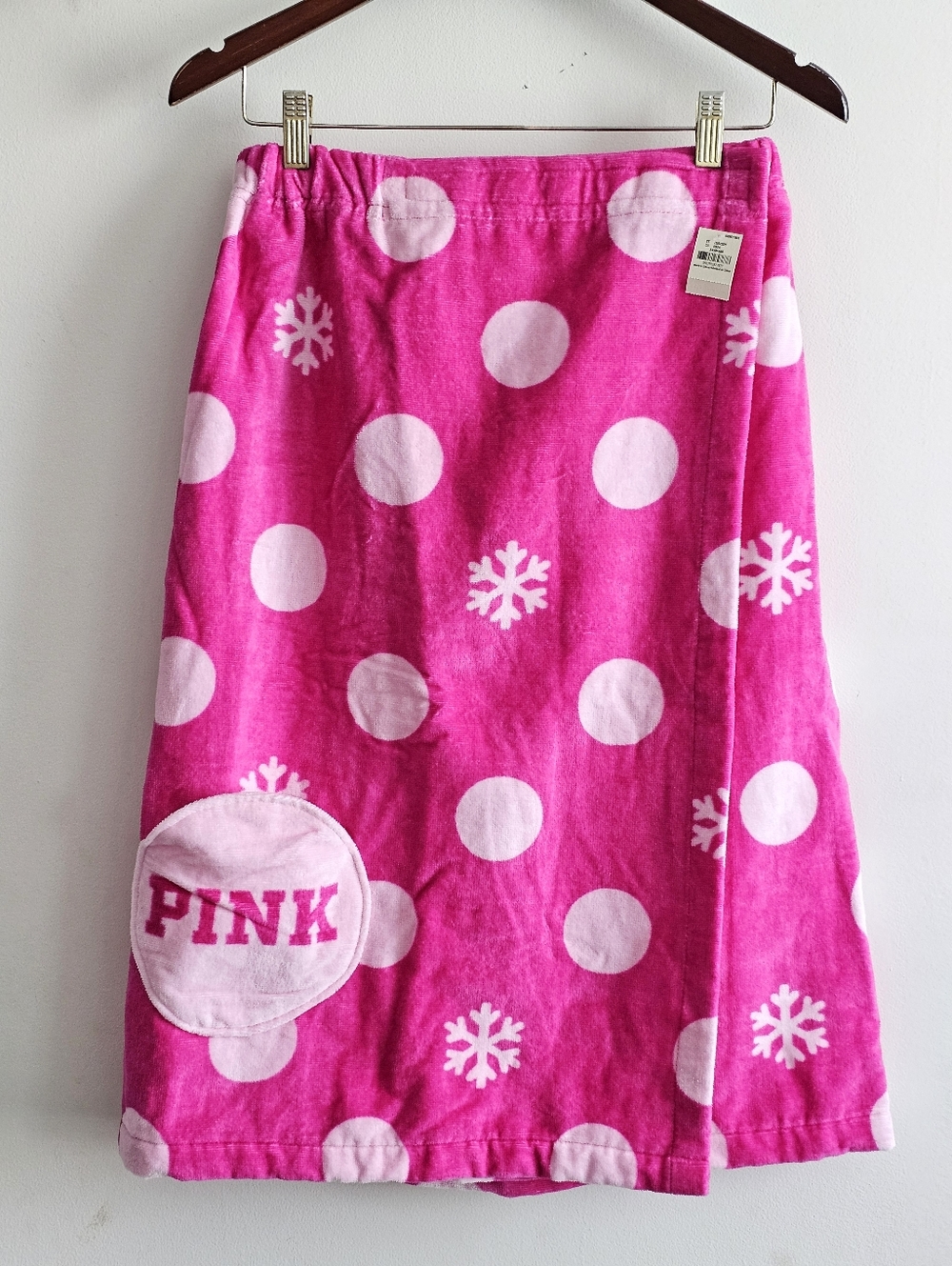 Victoria’s Secret PINK Polka Dot Snowflake Bath Wrap Towel Cover Up NWT